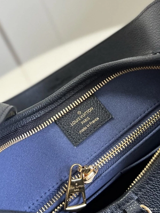 WIS PM VUITTON CARRYALL LOUIS 1016